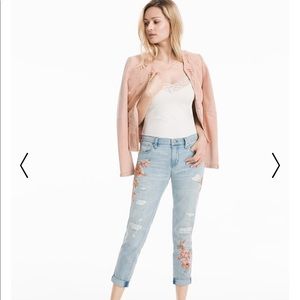White House Black Market Jeans - White House Black Market Embroidered GRLFRND Jeans White House Black Market Jeans - White House Black Market Embroidered GRLFRND Jeans